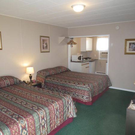 Overlander Motel Chase Zewnętrze zdjęcie