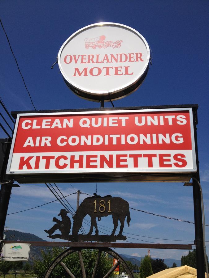 Overlander Motel Chase Zewnętrze zdjęcie