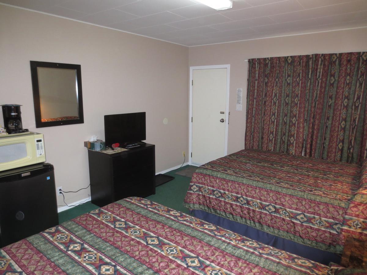 Overlander Motel Chase Zewnętrze zdjęcie