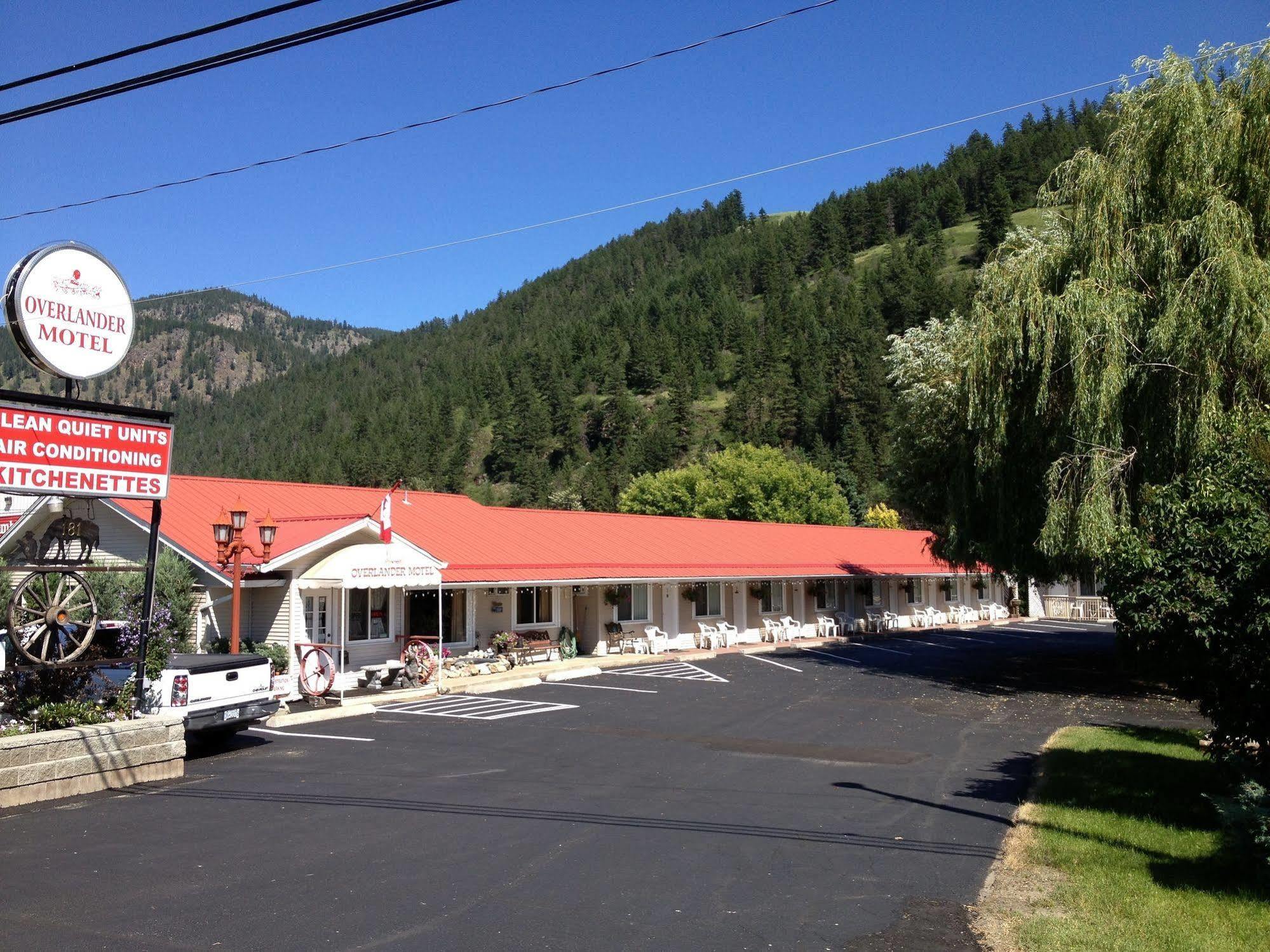Overlander Motel Chase Zewnętrze zdjęcie